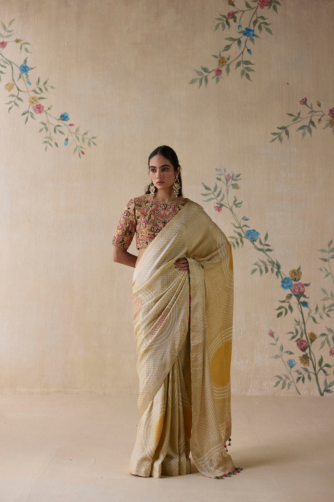 Cream Bandhani Saree