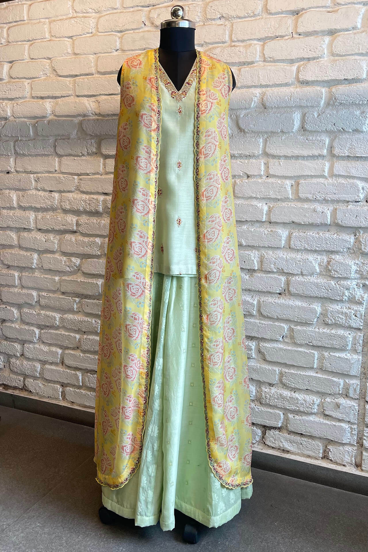 Mint Green and yellow cape set